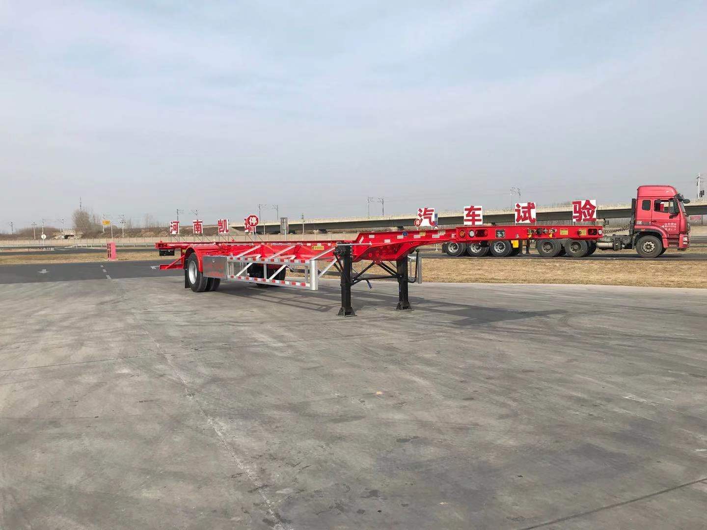 达尼奥牌13米12.2吨1轴空载集装箱运输半挂车(WXL9150TJZ)