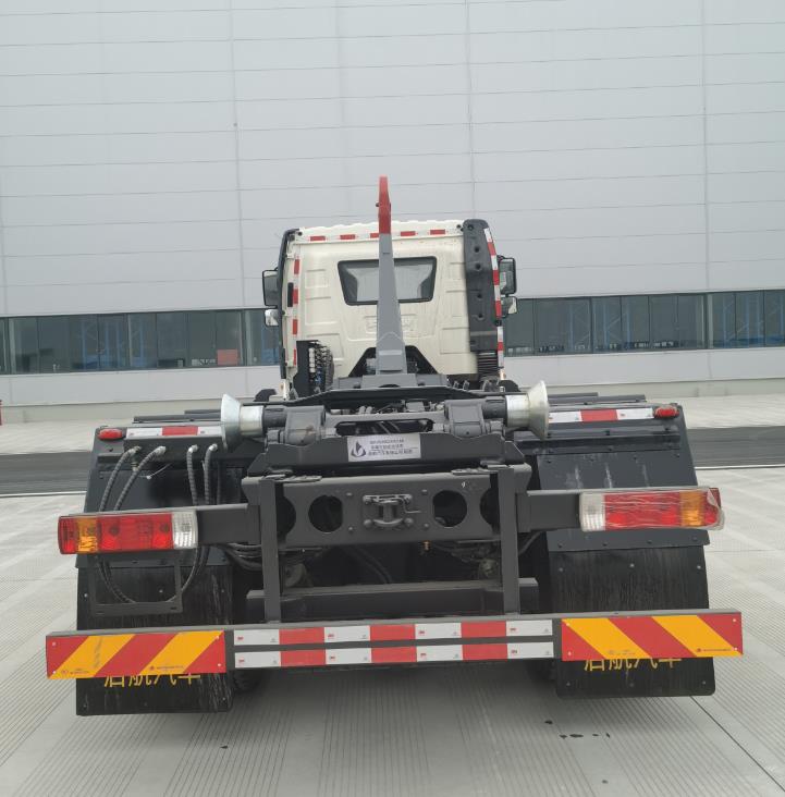 啟敬牌QHV5250ZXXCA6車廂可卸式垃圾車公告圖片