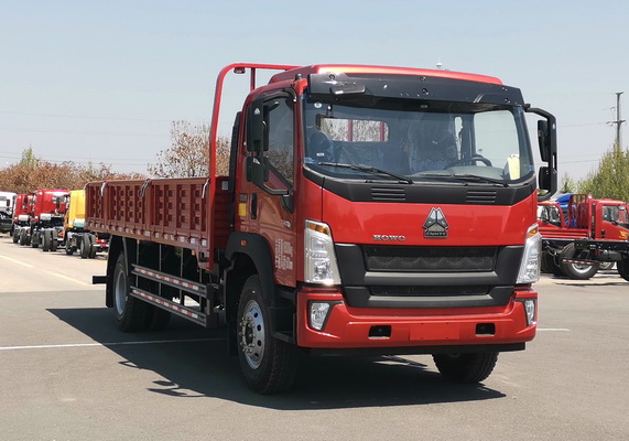 豪沃牌 220马力 载货汽车(ZZ1187K561DF1B)