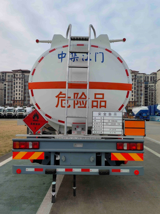 中集牌ZJV5323GYYJMZZ铝合金运油车公告图片