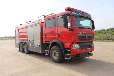润泰牌RT5270GXFGP100/H6干粉泡沫联用消防车