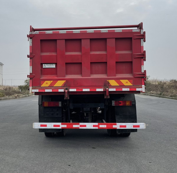 DFD3256GL6D12 华神牌220马力前四后四(小三轴)柴油6.2米国六自卸汽车图片