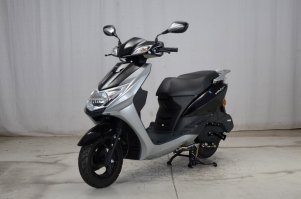 两轮摩托车