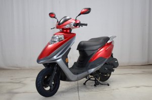 两轮摩托车