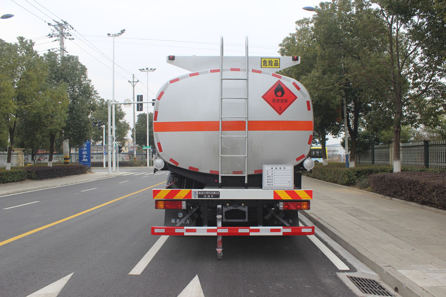 潤知星牌SCS5323GYYSX6運(yùn)油車公告圖片