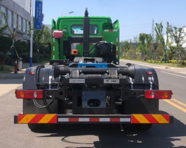 宇通牌YTZ5320ZXXD1BEV纯电动车厢可卸式垃圾车公告图片