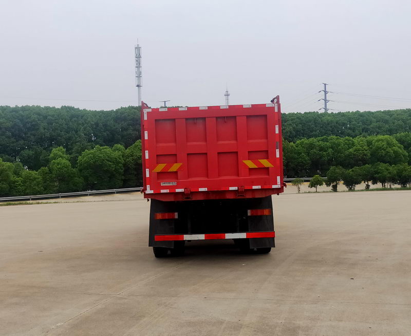 DFH3310ASEV3 东风牌490马力前四后八纯电动6.8米换电式纯电动自卸汽车图片