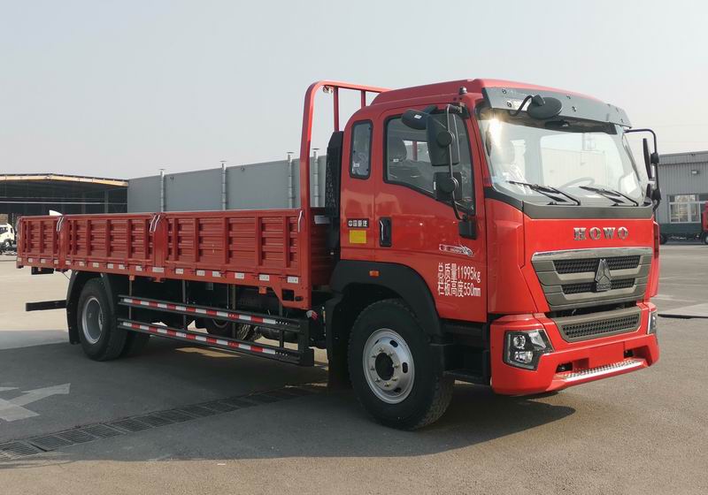豪沃牌 190马力 载货汽车(ZZ1127K521DF1)