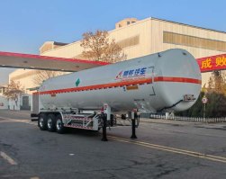 低温液体运输半挂车