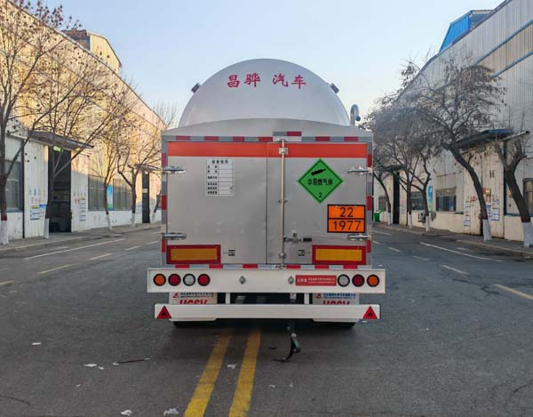 昌骅牌HCH9404GDYD低温液体运输半挂车公告图片