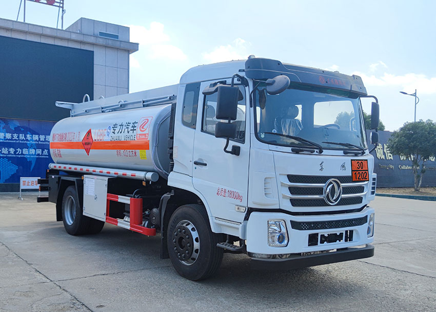 专力牌ZLC5188GYYEC6运油车