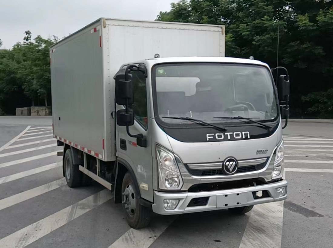 福田牌BJ5048XXY8JBA-AB1厢式运输车