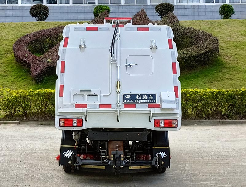 福龍馬牌FLM5031TSLCC6掃路車公告圖片