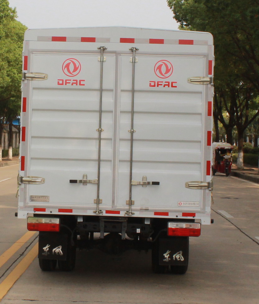 東風牌EQ5035CCY3EDFAC倉柵式運輸車公告圖片