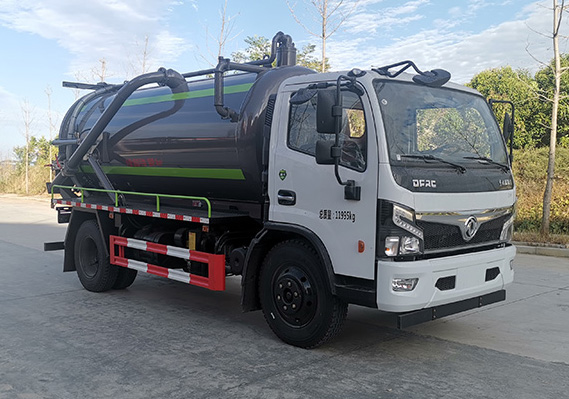 齐东方牌CLD5120GXWEQ6吸污车