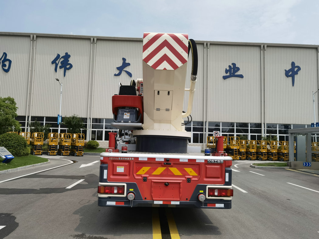 徐工牌XGF5181JXFDG32/K4登高平台消防车公告图片