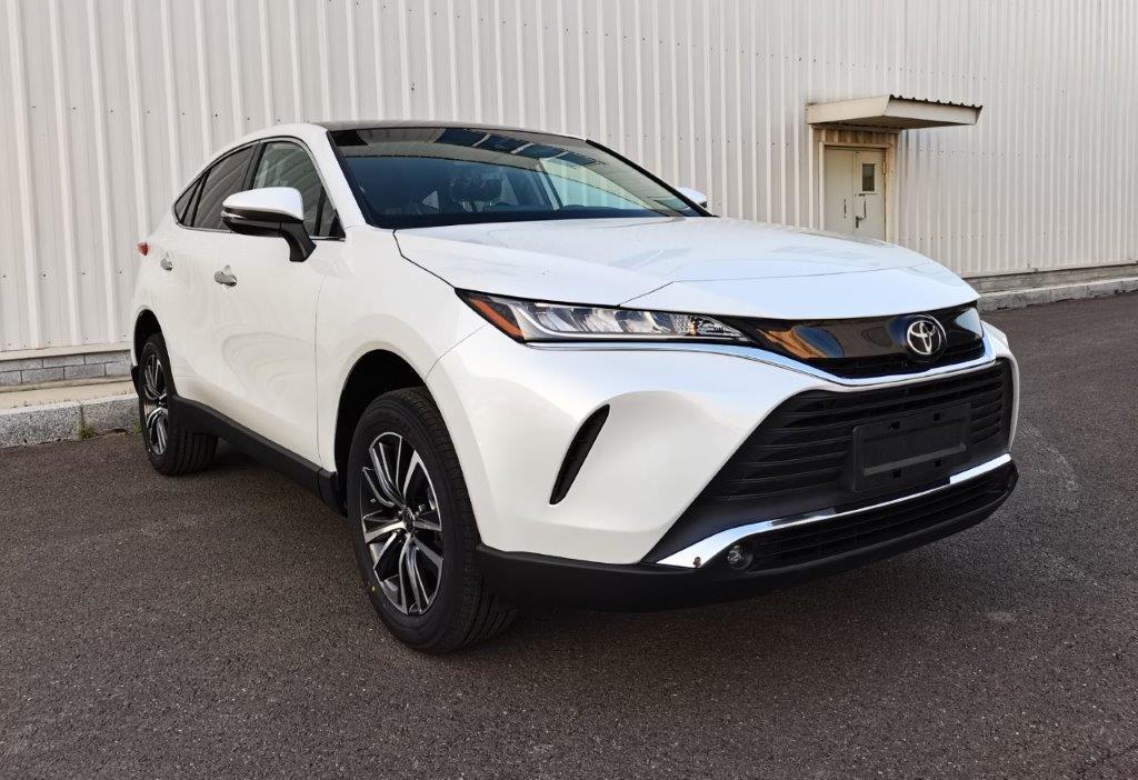 丰田牌4.8米5座多用途乘用车(CA64812G)