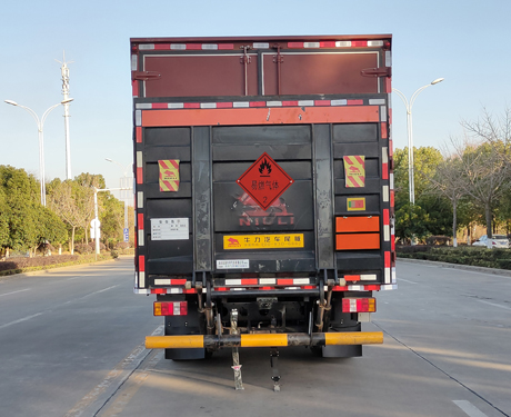 百捷牌QYY5120XRQZZ6易燃?xì)怏w廂式運(yùn)輸車公告圖片