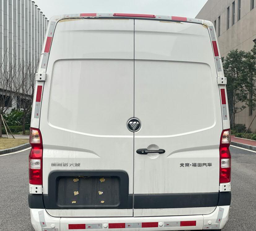 福田牌BJ5048XXY-X3廂式運(yùn)輸車(chē)公告圖片