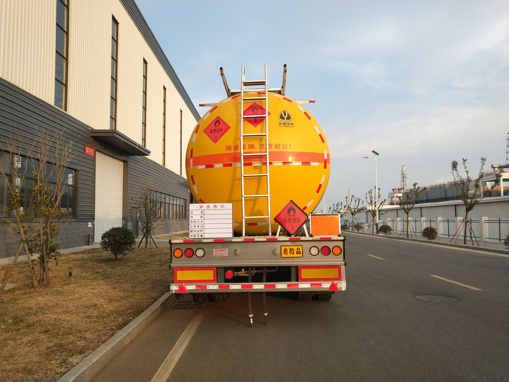 永强牌YQ9400GRYCY2N易燃液体罐式运输半挂车公告图片