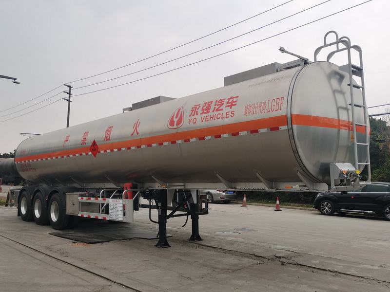 永强牌12.9米33.5吨3轴铝合金易燃液体罐式运输半挂车(YQ9400GRYT2N)