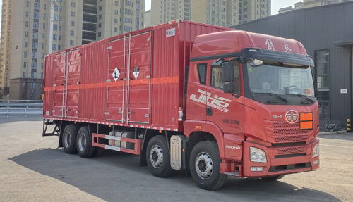 QYY5322XZWCA6型杂项危险物品厢式运输车图片