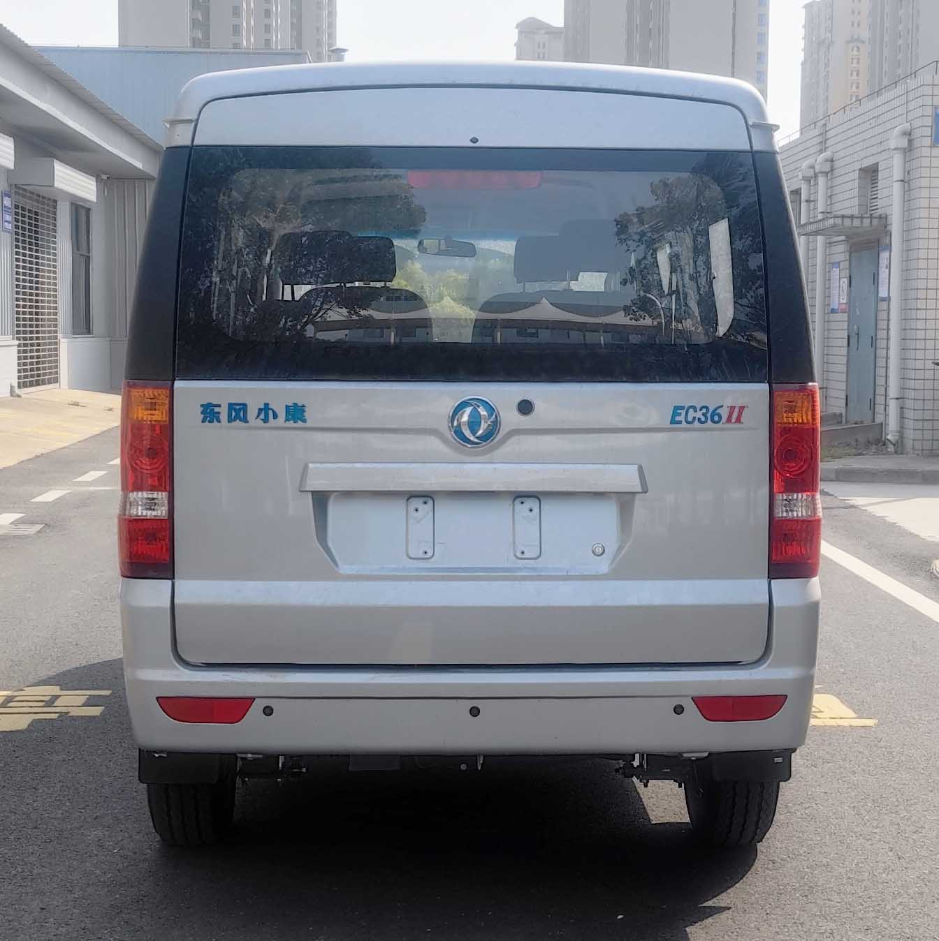 纯电动多用途乘用车图片
