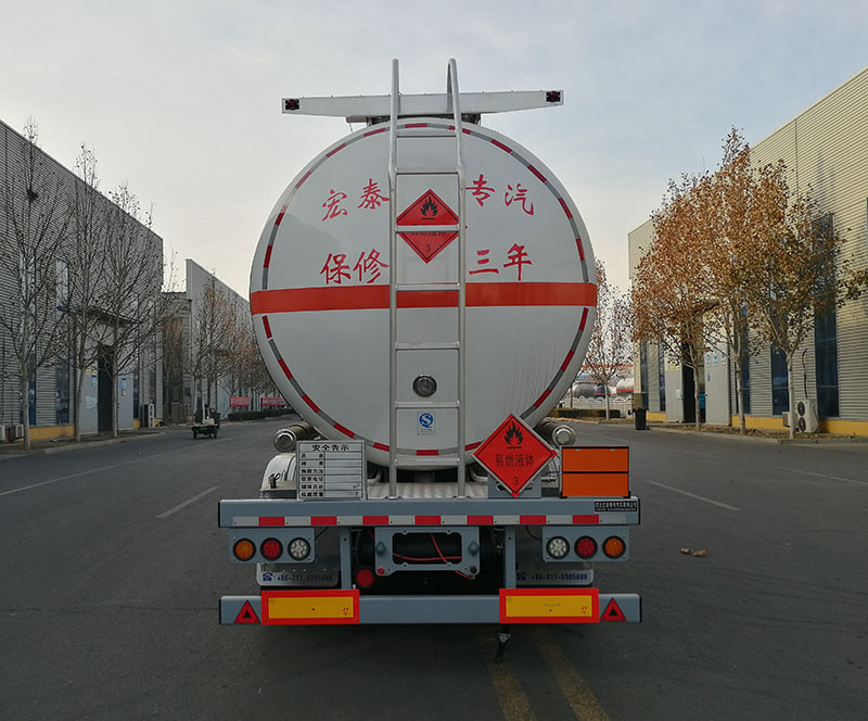 正康宏泰牌HHT9403GRYG铝合金易燃液体罐式运输半挂车公告图片
