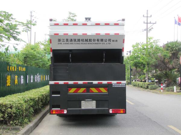 浙通牌LMT5318TFCT瀝青碎石同步封層車公告圖片