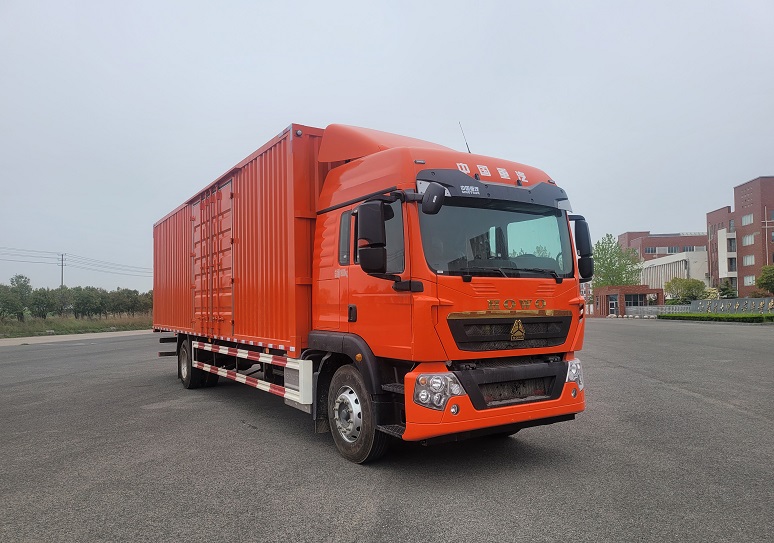 豪沃牌ZZ5187XXYN711GF11廂式運(yùn)輸車公告圖片