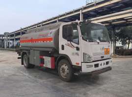 运油车