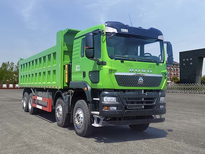 豪沃牌 558马力 纯电动自卸汽车(ZZ3317V426GZ1BEV)