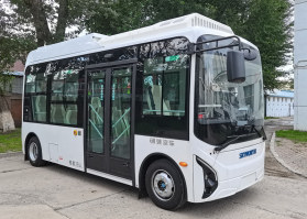 纯电动低入口城市客车