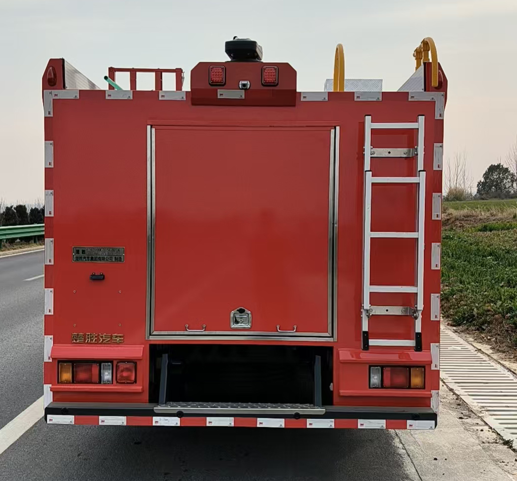 楚勝牌CSC5100GXFSG40/Q6水罐消防車公告圖片