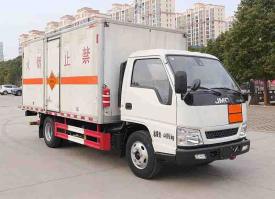 爆破器材运输车