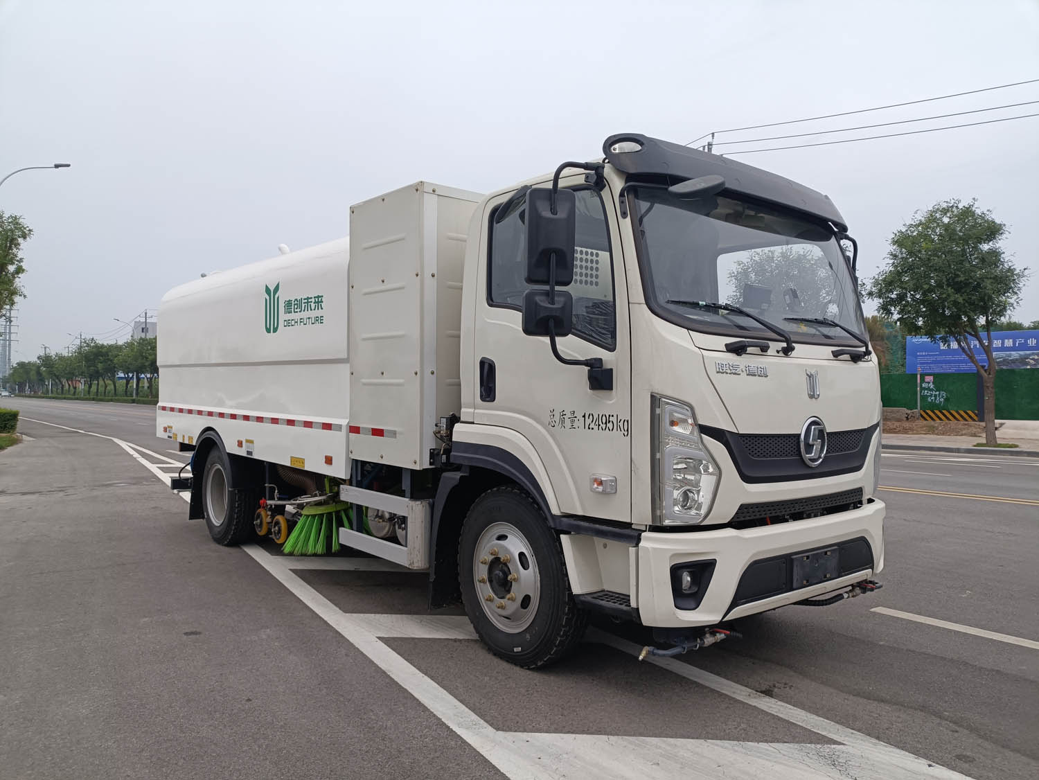 SZZ5120TXSBEV421型纯电动洗扫车图片