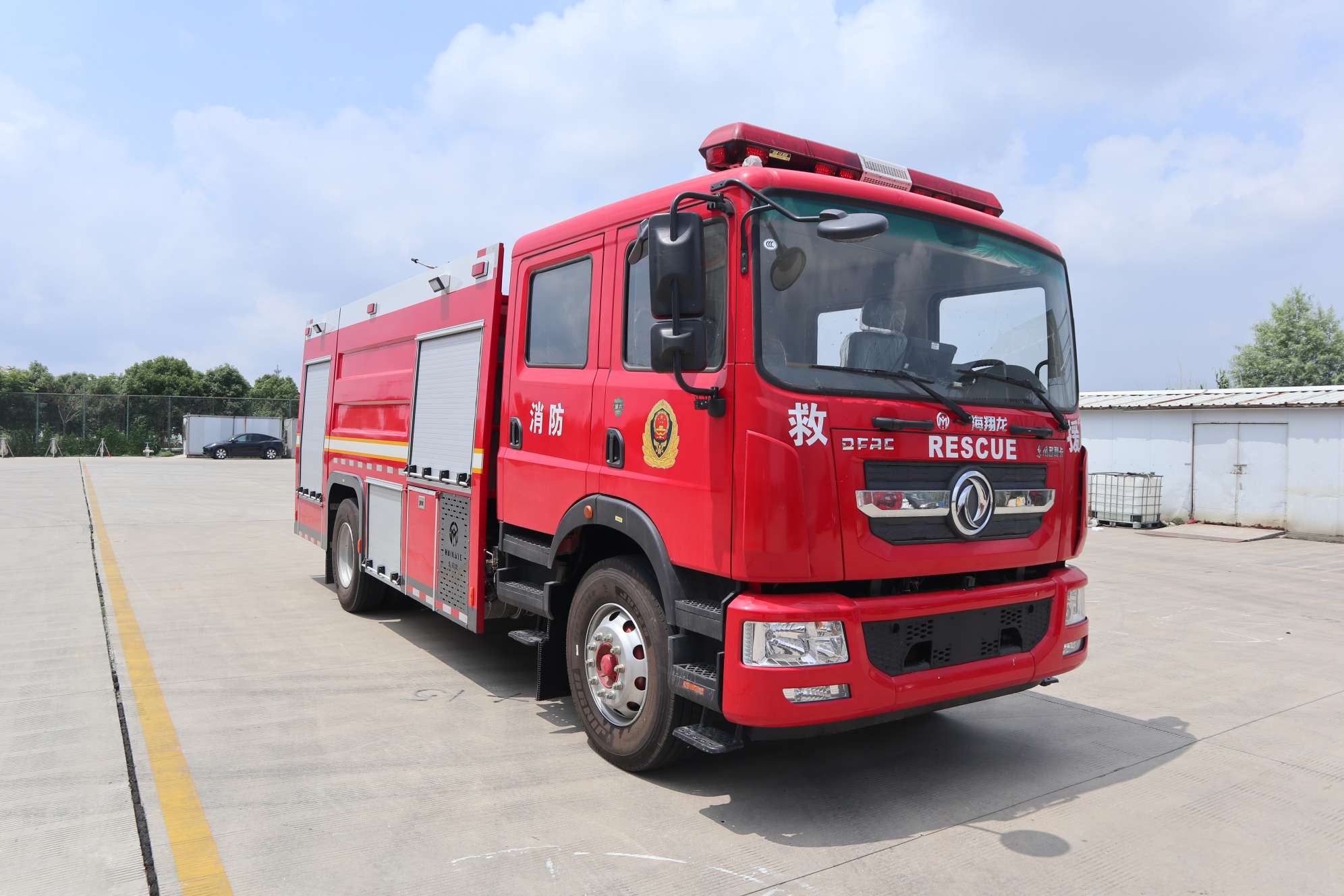 泡沫消防车图片