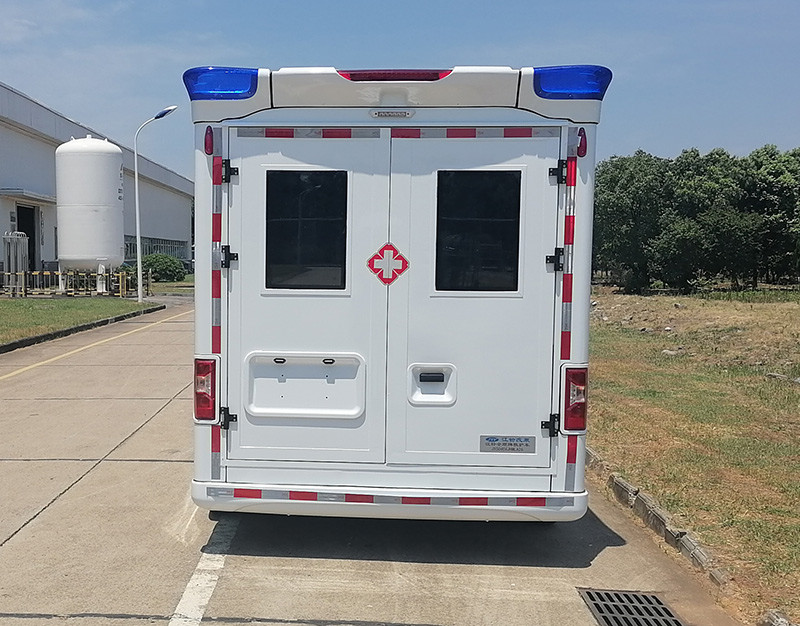 江改牌JX5055XJHMLA26救護車公告圖片