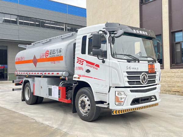 楚胜牌CSC5183GJYEZ6A加油车