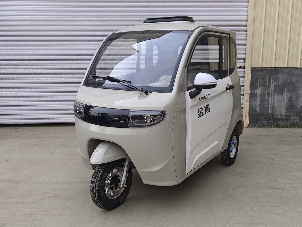 电动正三轮摩托车