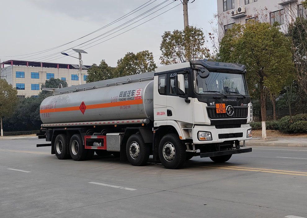 专威牌HTW5325GRYSX6易燃液体罐式运输车