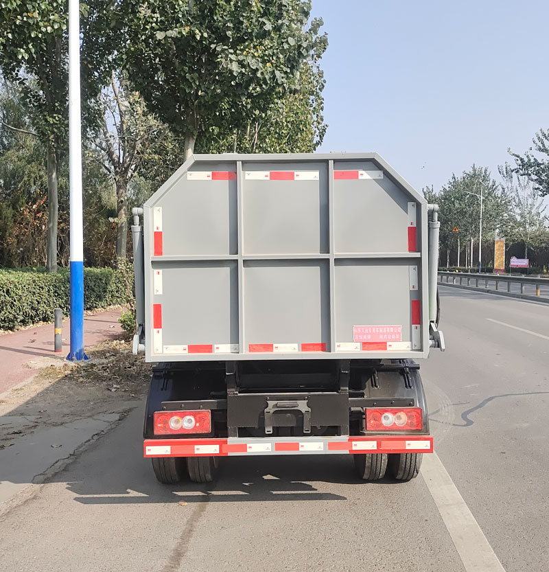 天運(yùn)威牌TYW5046ZXLB6廂式垃圾車公告圖片