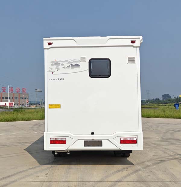 魯璽牌LXP5070XLJPHEV插電式混合動(dòng)力旅居車公告圖片