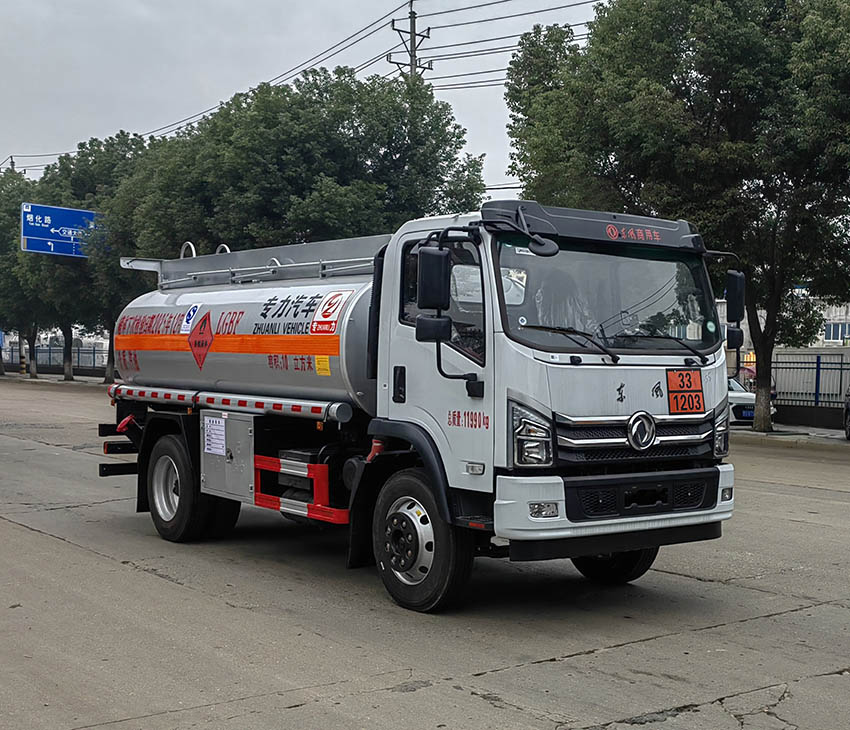 专力牌ZLC5120GJYEQ6加油车公告图片