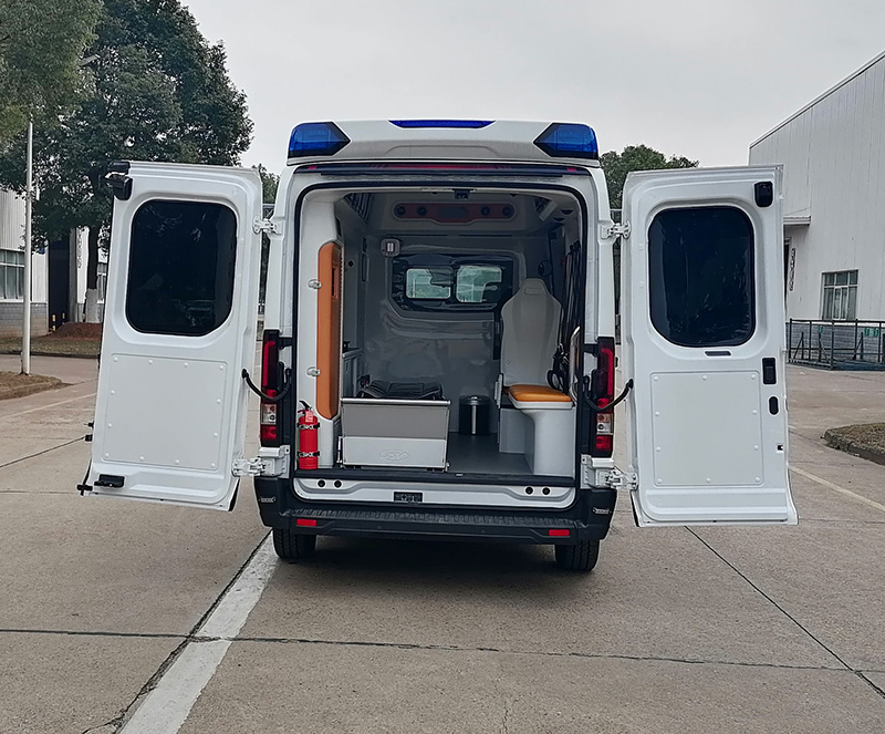 江改牌JX5035XJHMMJ6BEV純電動(dòng)救護(hù)車公告圖片