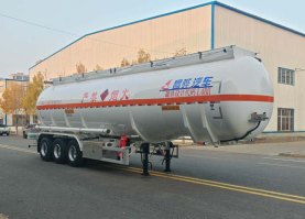 易燃液体罐式运输半挂车
