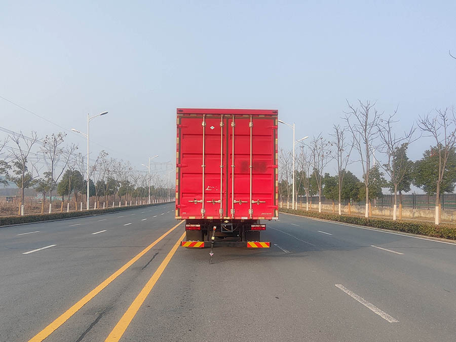 江淮牌HFC5181XYKP4N4A70S翼開啟廂式車公告圖片