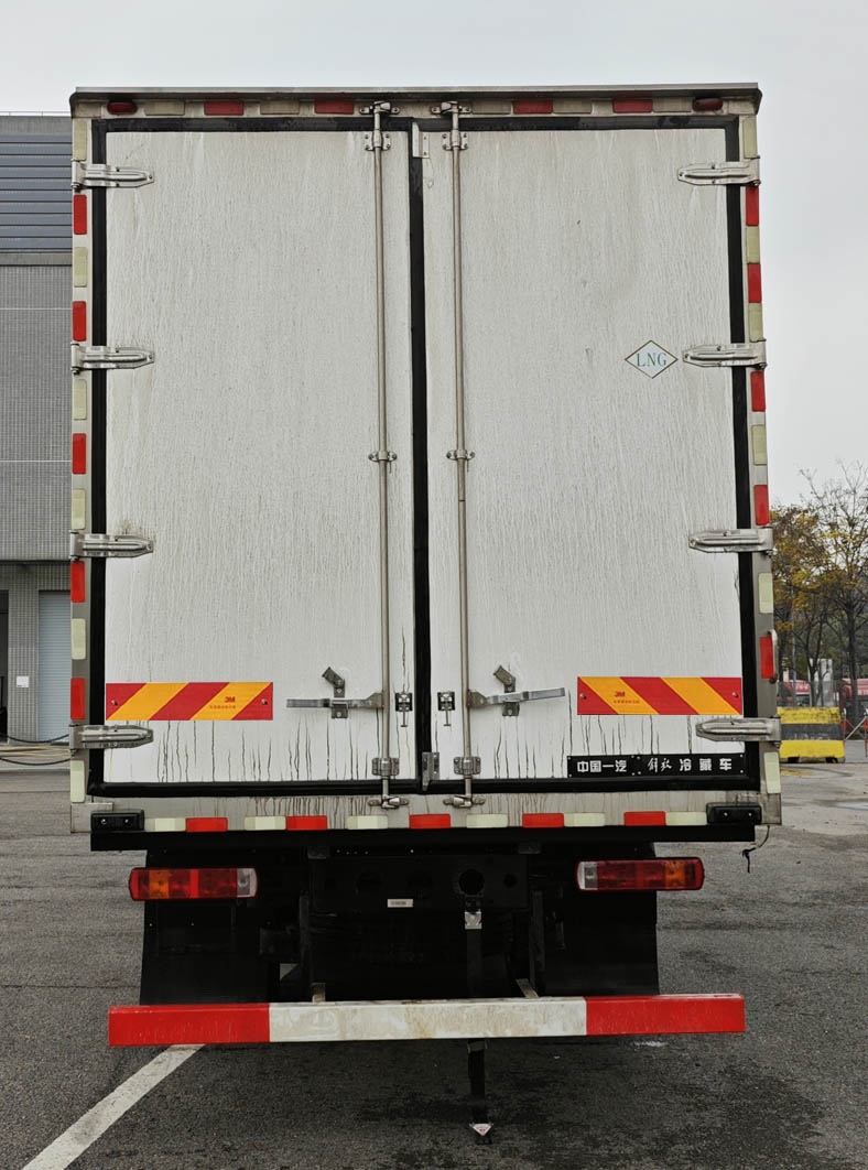 解放牌CA5180XLCP26K8L2NE6A90冷藏車公告圖片