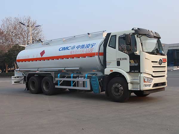 凌宇牌CLY5260GRYF易燃液体罐式运输车