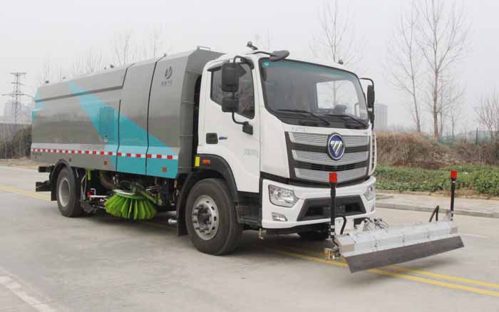 纵昂牌CLT5180TXSBEV纯电动洗扫车